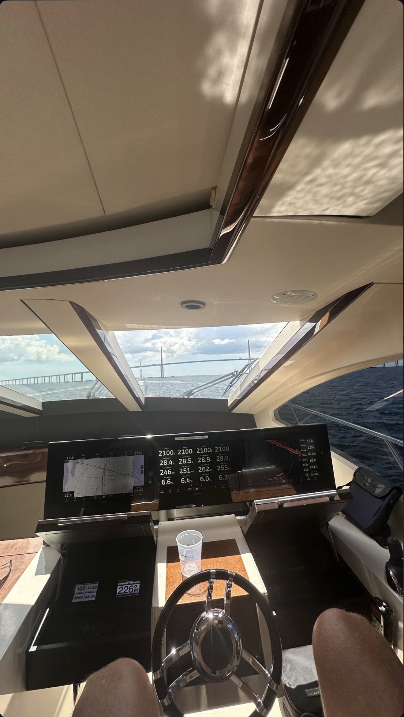 Off Deck Marine vessel